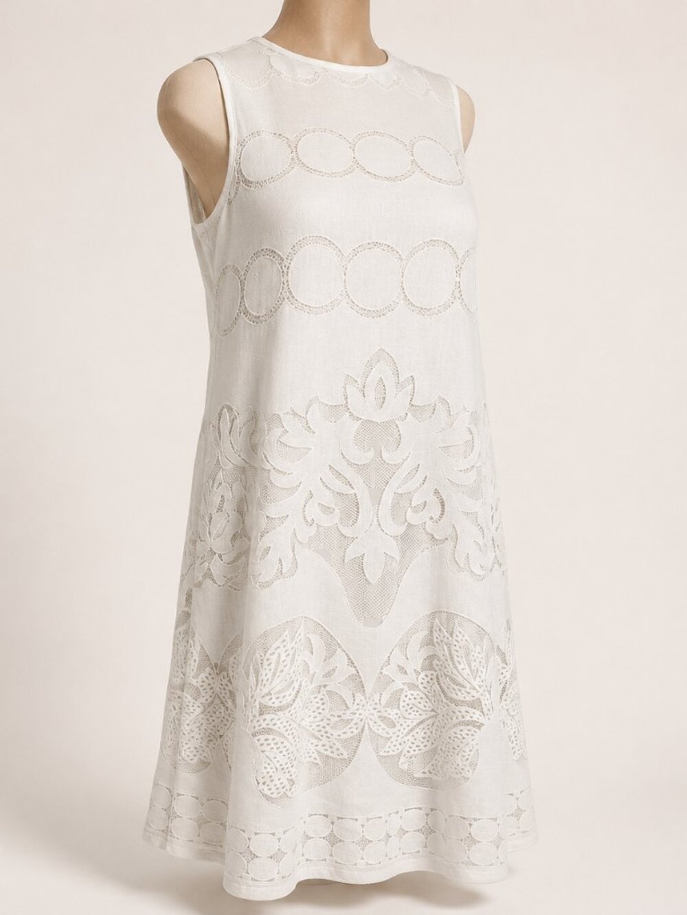 Max Studio Y2K White Embroidered Shift Dress Size S